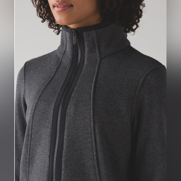 Lululemon It's Fleecing Cold Jacket size 6 - Picture 3 of 15